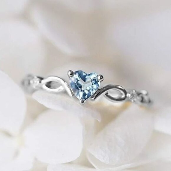 ▶Gorgeous Cute Heart Shaped 925 Silver Blue Diamond Ring for Women, F017